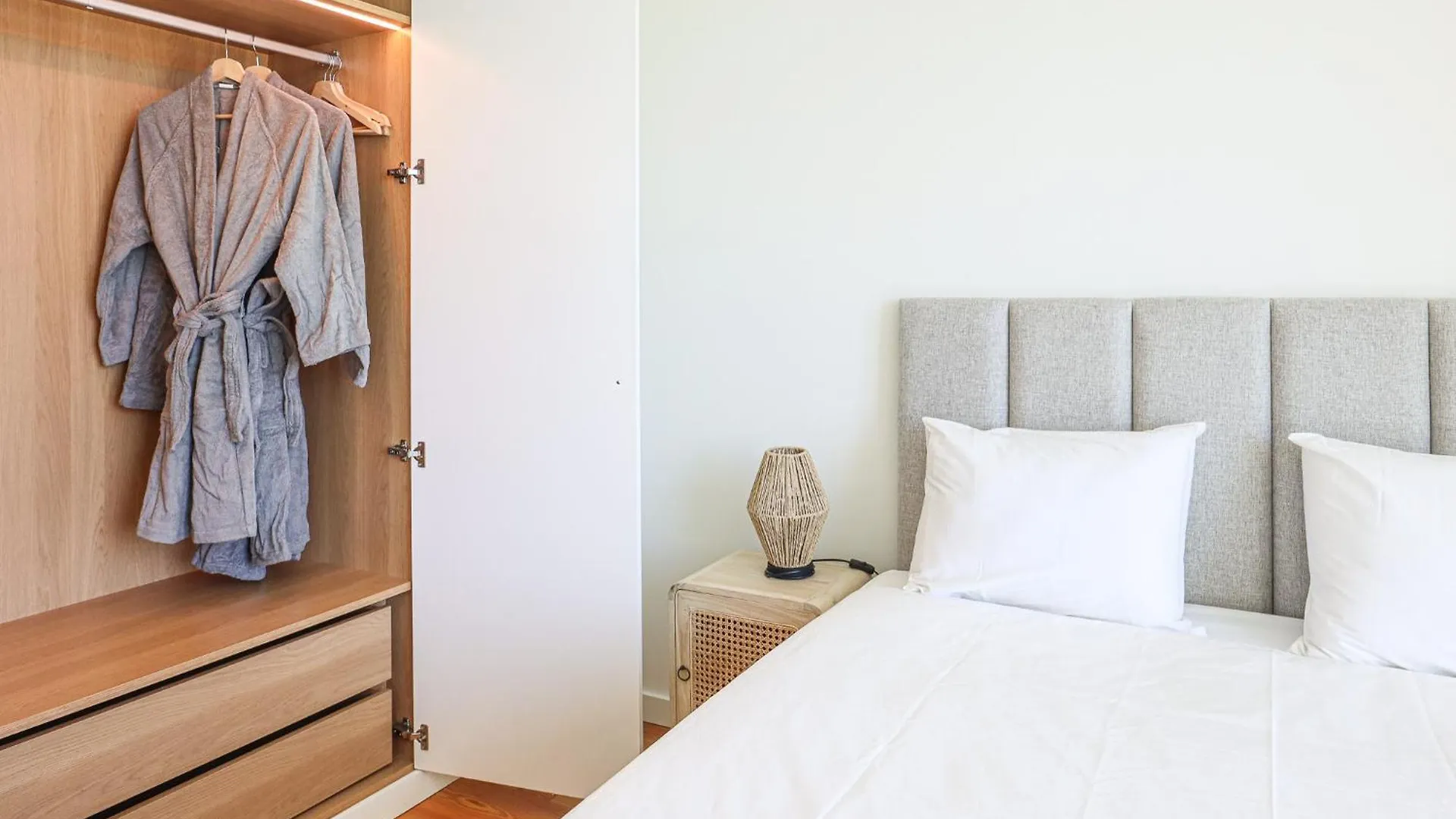 Cond Bayline - T2 - Spa - Pool - Gym - Wifi - Nemo - By Bedzy Armacao de Pera