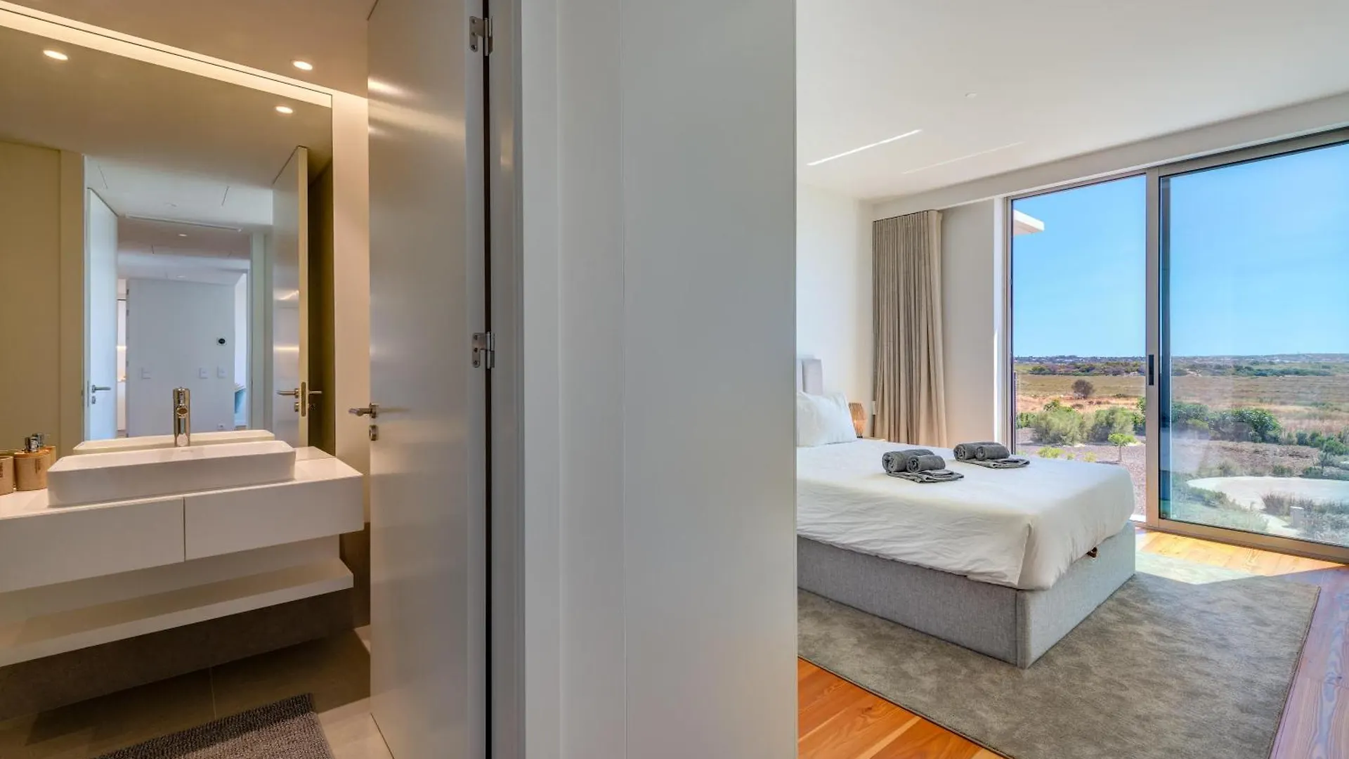 Cond Bayline - T2 - Spa - Pool - Gym - Wifi - Nemo - By Bedzy Armacao de Pera 0*,