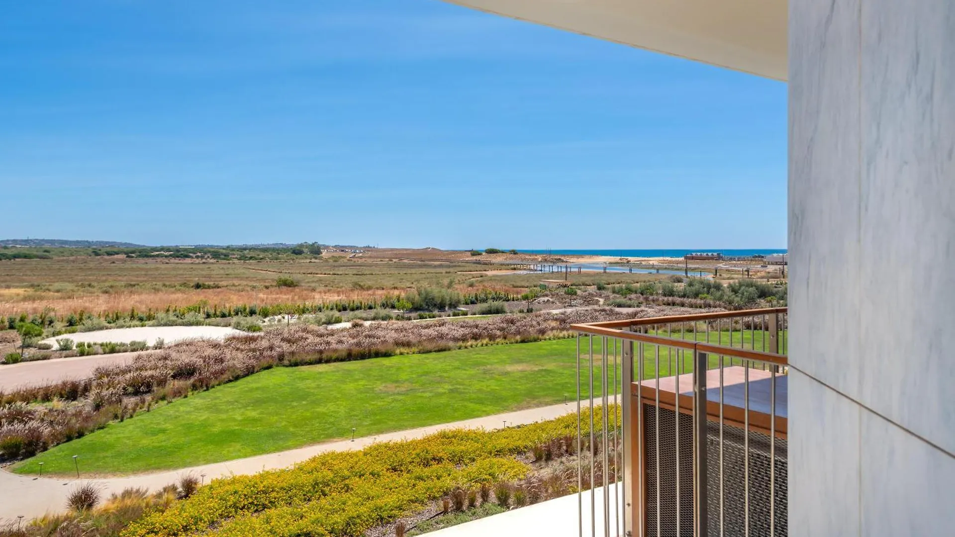Cond Bayline - T2 - Spa - Pool - Gym - Wifi - Nemo - By Bedzy Armacao de Pera Apartment
